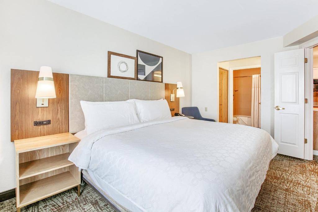 Entire apartment, Staybridge Suites Gulf Shores in Mobile Bay