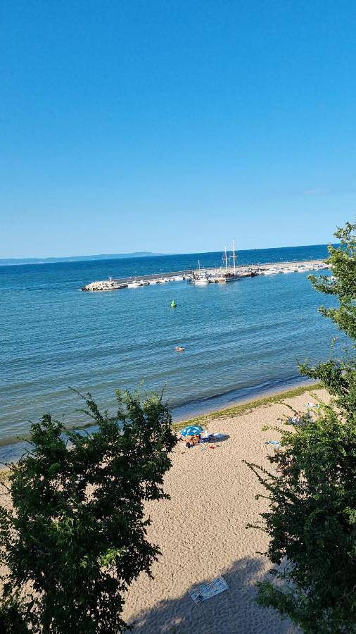Apartament wakacyjny dla 3 osób, z Balkon i Taras oraz Ogród i Widok w Sozopol