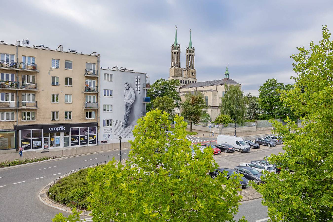 Ganze Wohnung, Cosy Apartment with a Desk | Close to the Underground | Smart Tv in Żoliborz, Warschau
