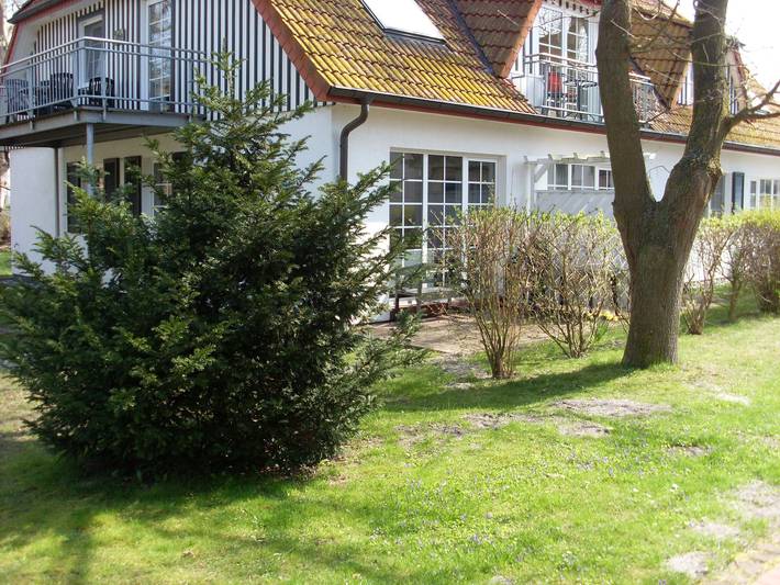 Appartement entier, Appartement 'Fewo Mühlenstr avec terrasse' avec jardin privé et Wi-Fi à Prerow in Prerow, Péninsule Fischland-Darss-Zingst