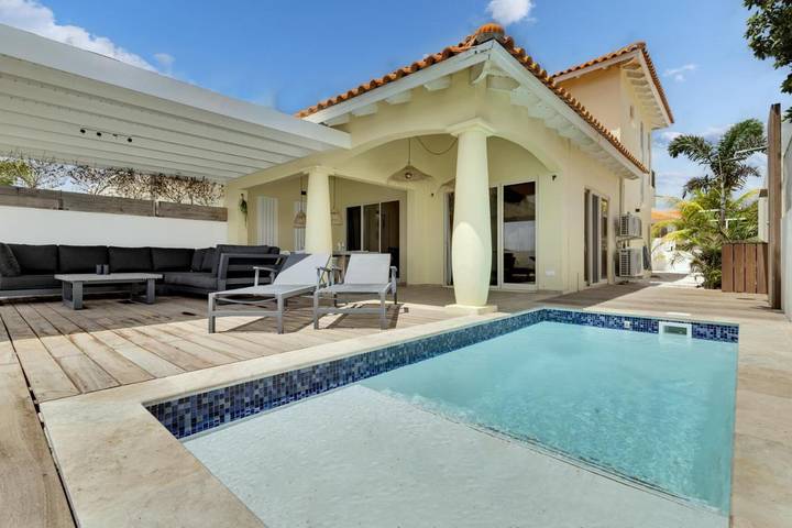 Villa voor 6 personen, with tuin and uitzicht as well as zwembad op Bonaire
