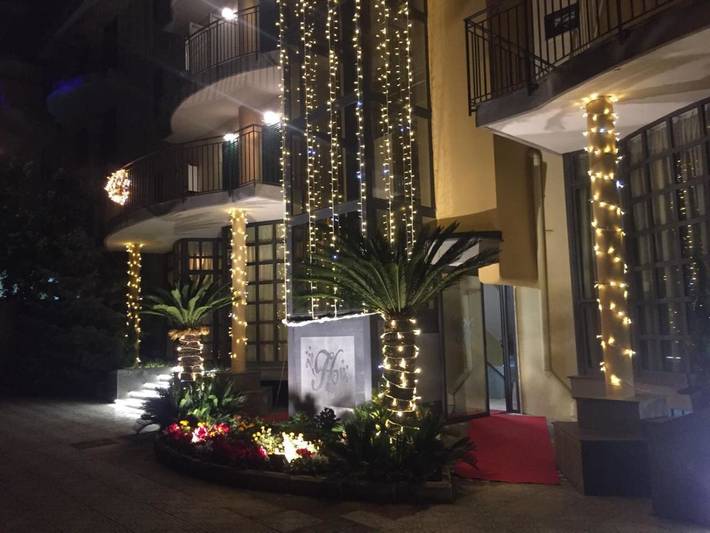 Appartamento per 2 persone, con Balcone e Idromassaggio nonché Terrazza e Panorama a Giugliano in Campania