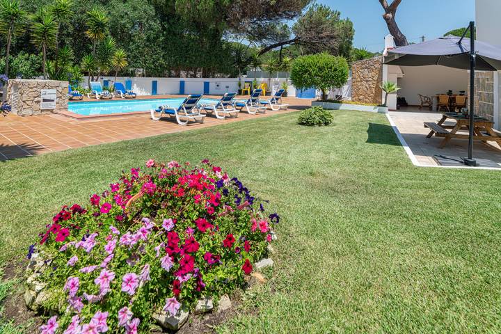 Location de vacances pour 10 personnes, avec jardin et terrasse dans Colares - 4