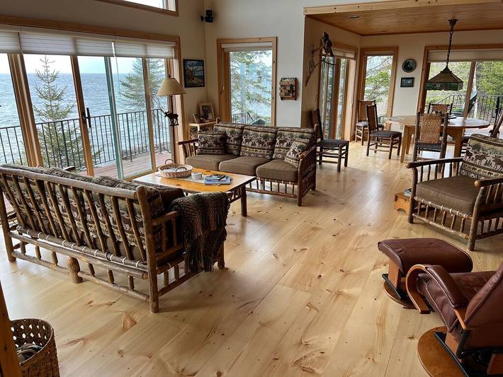 Vacation rental for 6 people, with terrace in Lake Superior