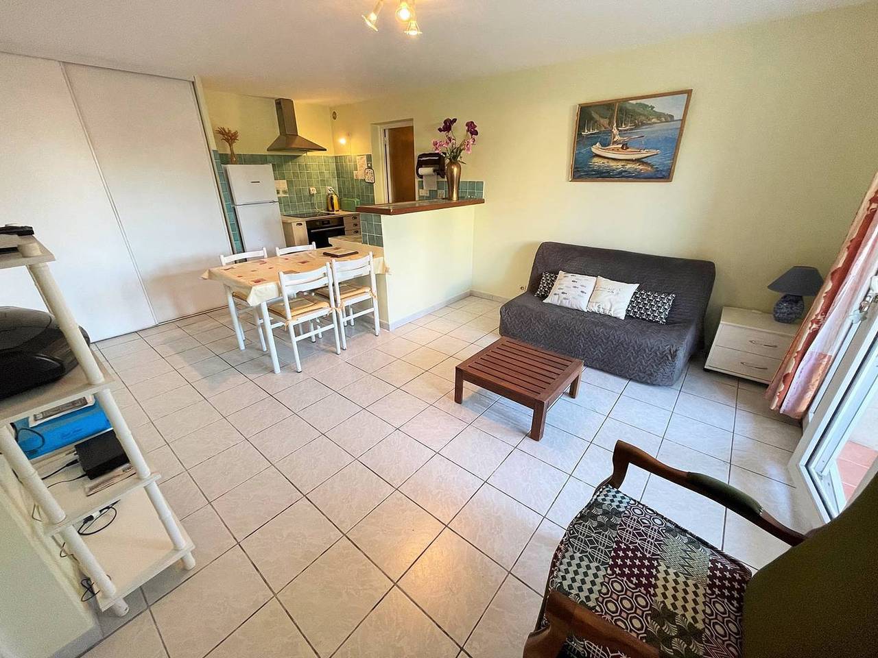 Appartement de vacances entier, Bas de villa, 2 chambres,terrasse et jardin, barbecue, tout à pied in Saint-Mandrier-sur-Mer, Région de Toulon