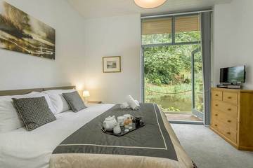 Chalet for 4 People in Godshill (Hampshire), New Forest National Park, Photo 2