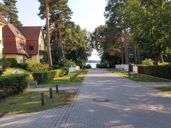 Ferienwohnung für 3 Personen, mit Balkon und Garten sowie Seeblick in Bad Saarow - 2