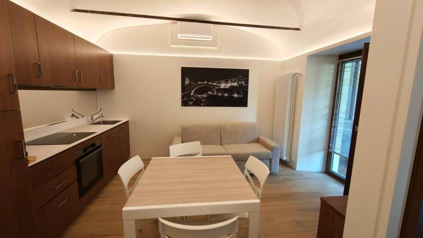 Gîte pour 4 personnes, avec Terrasse dans Pont-Saint-Martin (Aosta) - 4