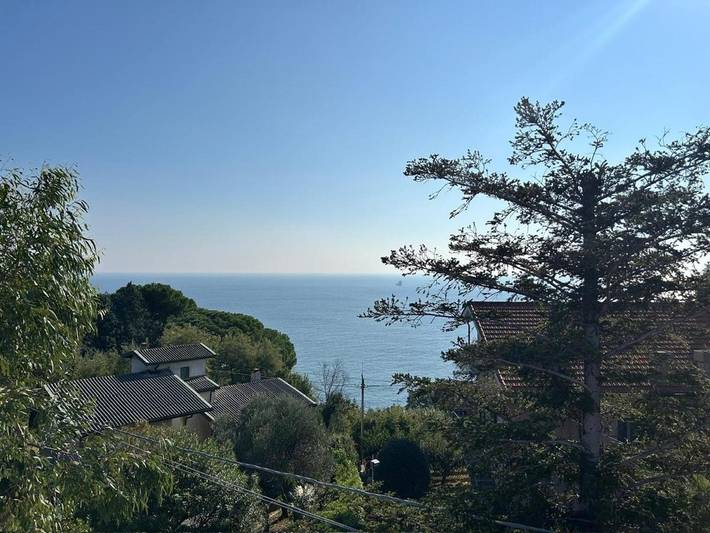 Ferienhaus für 6 Personen, mit Balkon und Terrasse sowie Garten und Ausblick