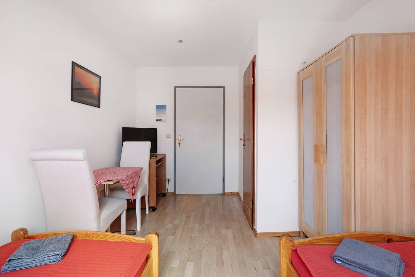 Chambre "Zimmer B" avec terrasse partagée et Wi-Fi in Putzbrunn, Haute-Bavière
