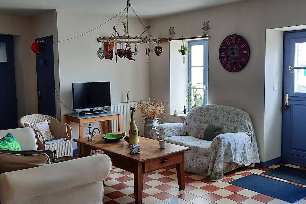 Location à la nuitée avec petit déjeuner compris (2 nuits minimum) in Plouhinec (Morbihan), Côte des Mégalithes
