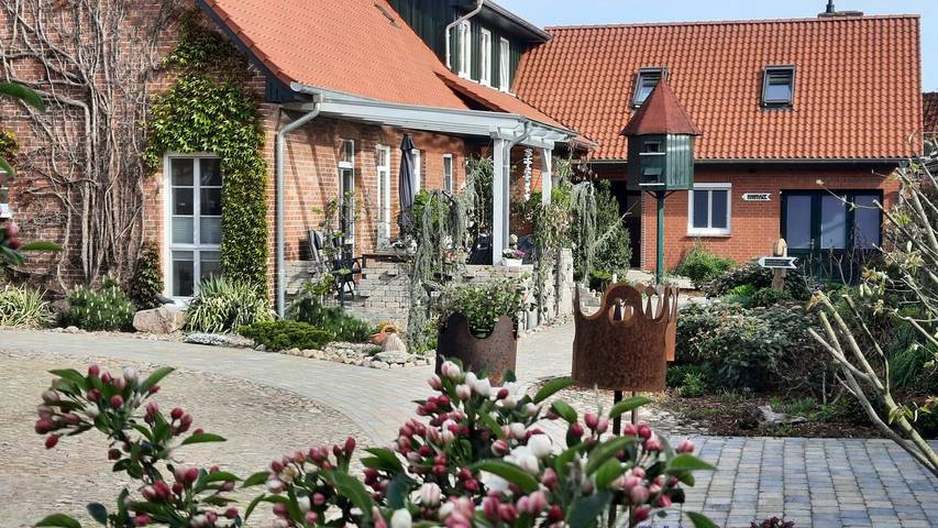 Ferienwohnung für 3 Personen, mit Garten und Terrasse sowie Sauna, mit Haustier in Kirchlinteln