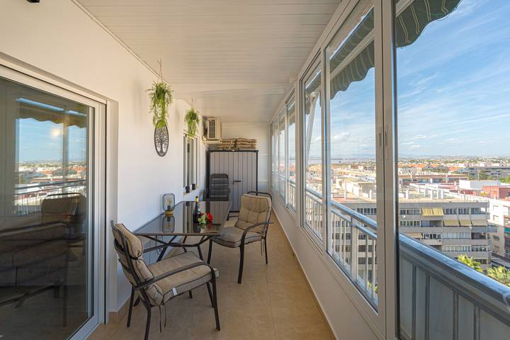 Apartamento entero, Apartamento Tinema (Playa Acequion) in Torrevieja, Costa Blanca