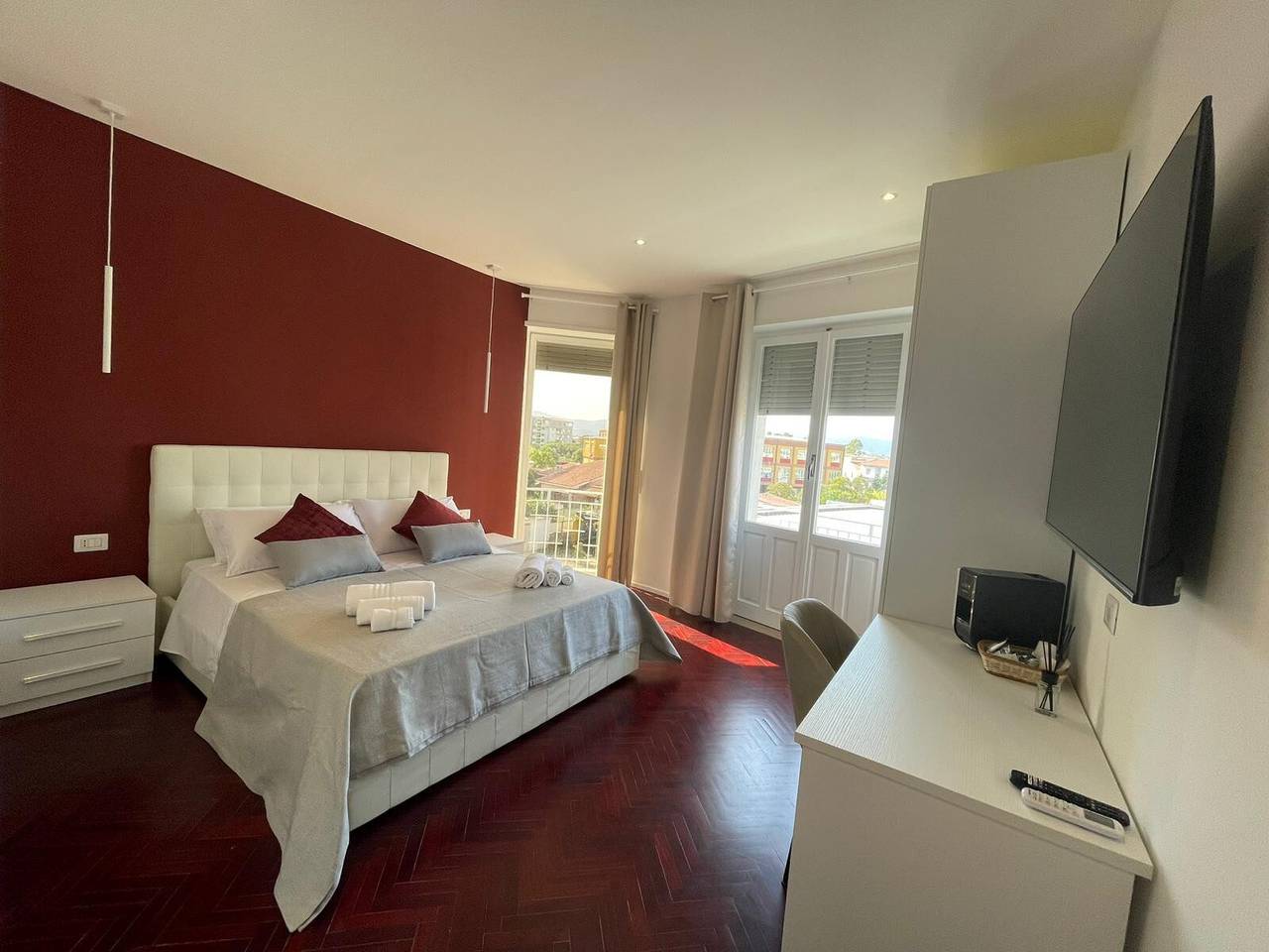 Zimmer „Camera Deluxe mit Balkon“ mit Wlan und Klimaanlage in Olbia, Costa Smeralda