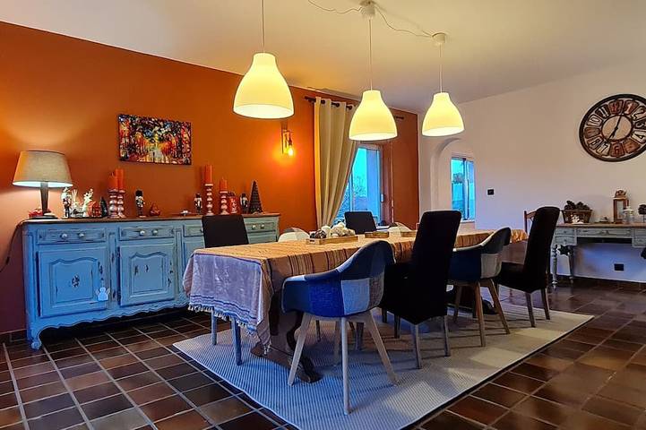 Gîte pour 6 personnes, avec Jardin