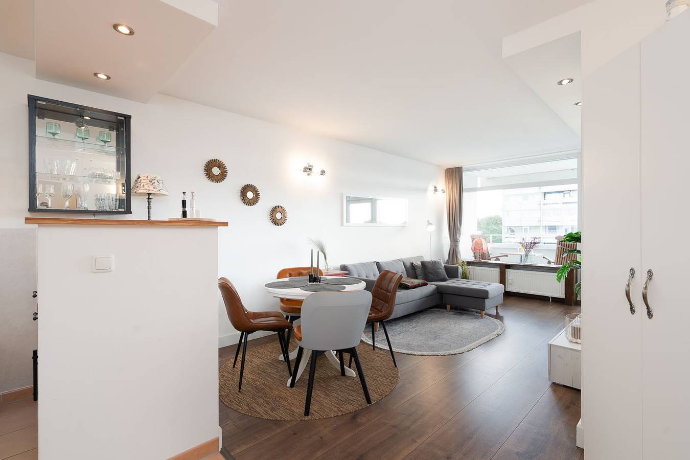 Ganze Wohnung, Komfortables Appartement mit Balkon und kostenfreier Nutzung des Hallenbads in Sierksdorf, Ostholstein