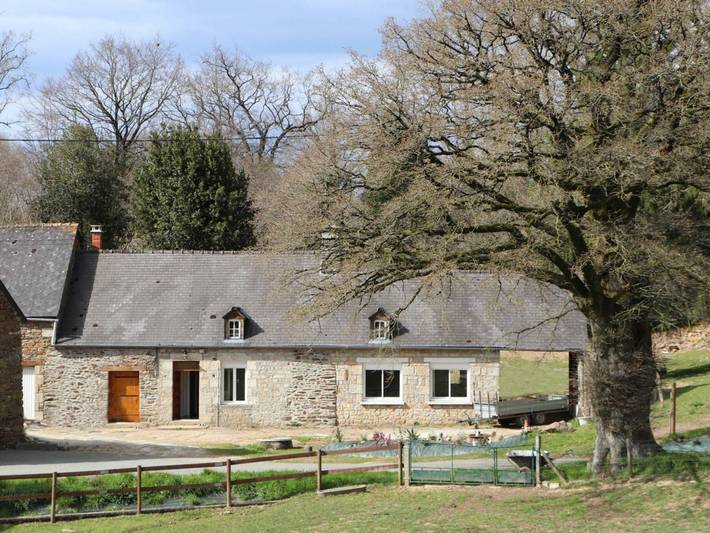 Gîte pour 4 personnes, avec Terrasse et Jardin