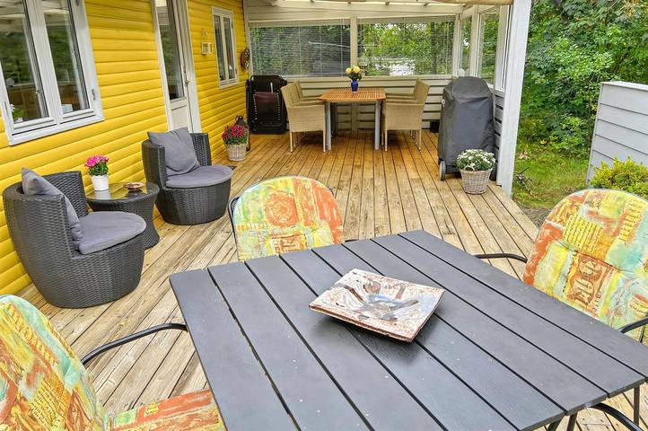 Ferieudlejning for 4 personer, med terrasse i Nexø