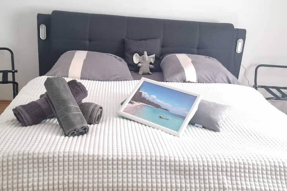 Ganze Wohnung, Ferienwohnung *Zur Weinbergstraße* in Lauta, Lausitzer Seenland