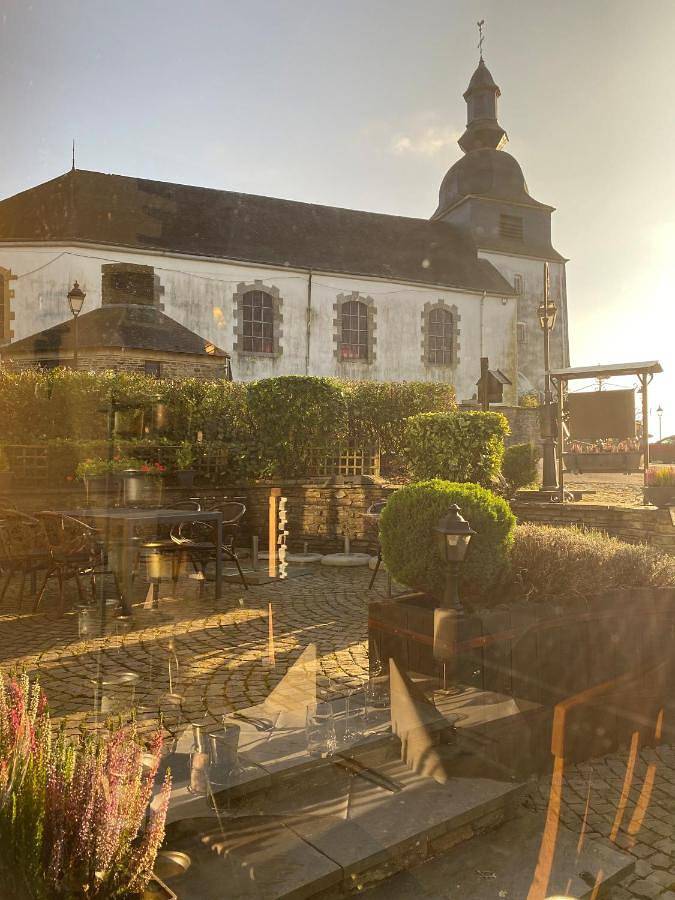 Hôtel pour 2 personnes, avec jardin et vue à Rochehaut - 3