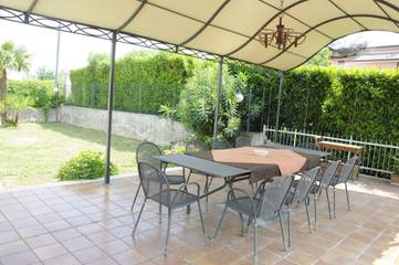 Appartement voor 6 Personen in Lazise, Garda Bergen, Afbeelding 2