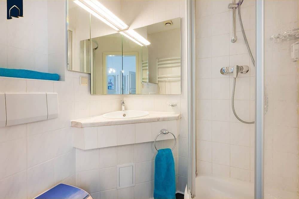 Moderne Ferienwohnung in Heringsdorf mit Balkon – nur 100 m zum Strand - Villa in Seebad Heringsdorf, Heringsdorf