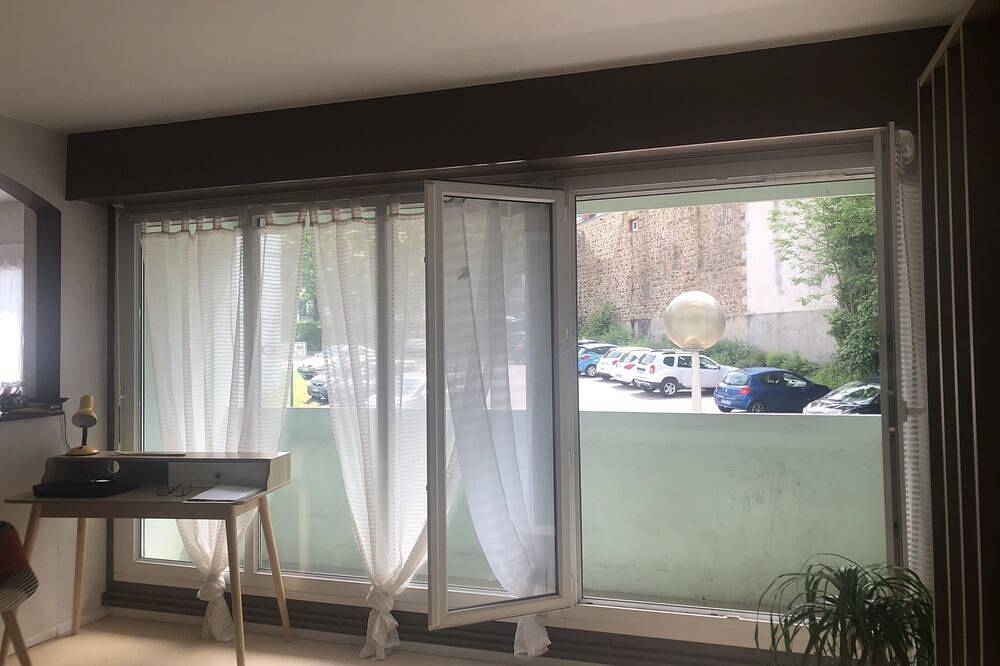 Appartement entier, Appart. meublé dans une petite résidente récente in Limoges, Région de Limoges