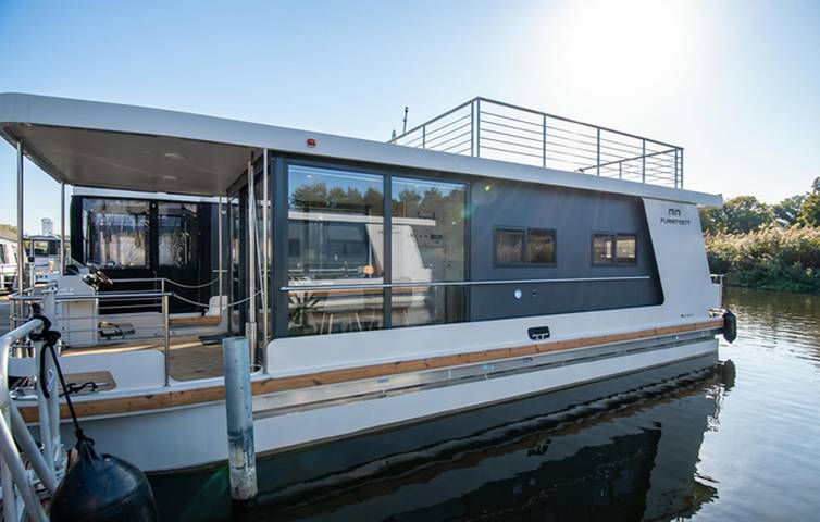 Hausboot für 4 Personen, mit Terrasse