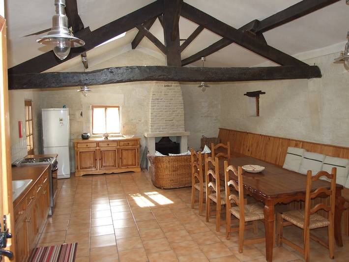 Gîte pour 8 personnes, avec terrasse à Arçais - 4