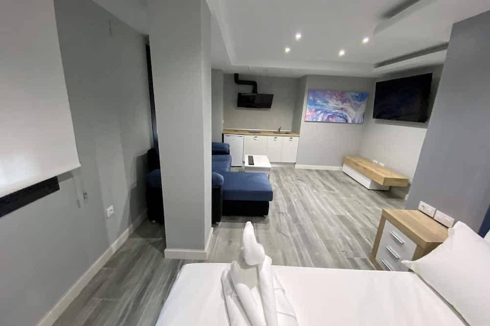 Entire apartment, Supreme Silver in Linares, Jaén Province