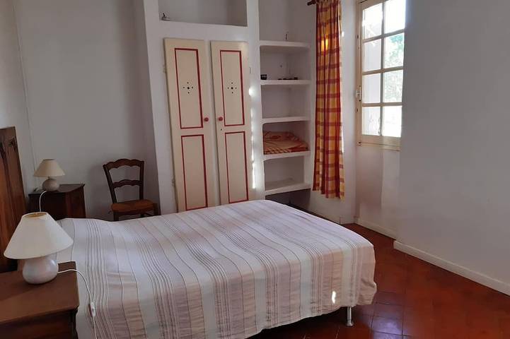 Gîte pour 4 personnes, avec jardin à Ginasservis - 4