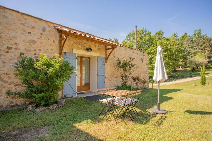 Chambre d’hôte pour 4 personnes, avec piscine et jardin