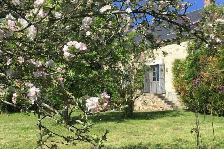Location de vacances pour 6 personnes, avec Terrasse et Jardin à Ceaulmont