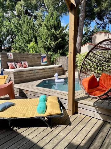 Gîte pour 6 personnes, avec piscine ainsi que jardin et vue, animaux acceptés dans Le Racou