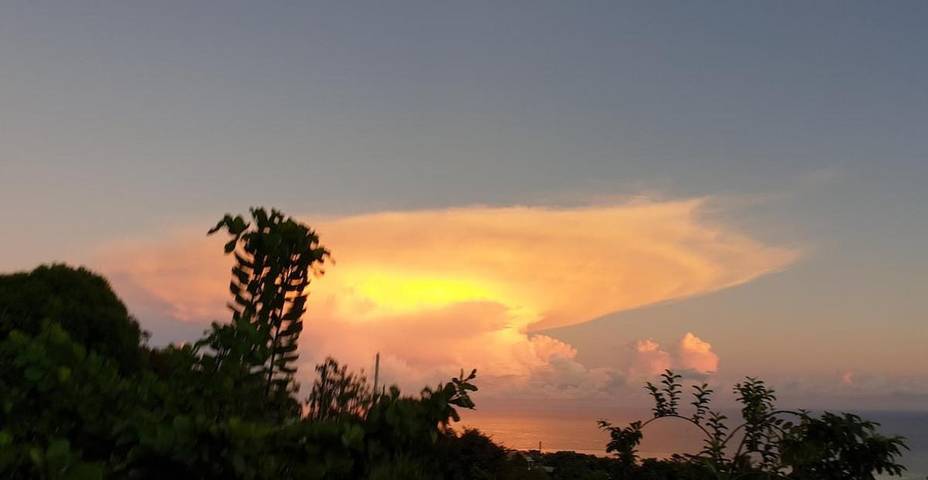 Gîte pour 2 personnes, avec vue ainsi que terrasse et piscine dans Mahina - 3
