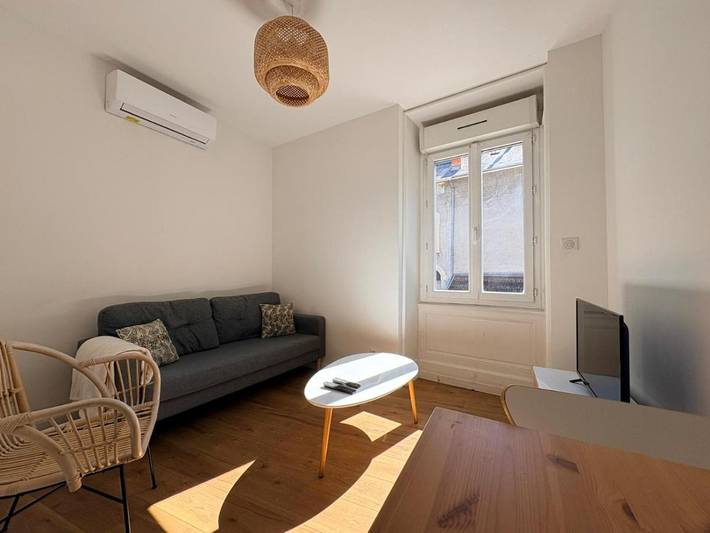 Gîte pour 2 personnes, avec Vue à Villebois