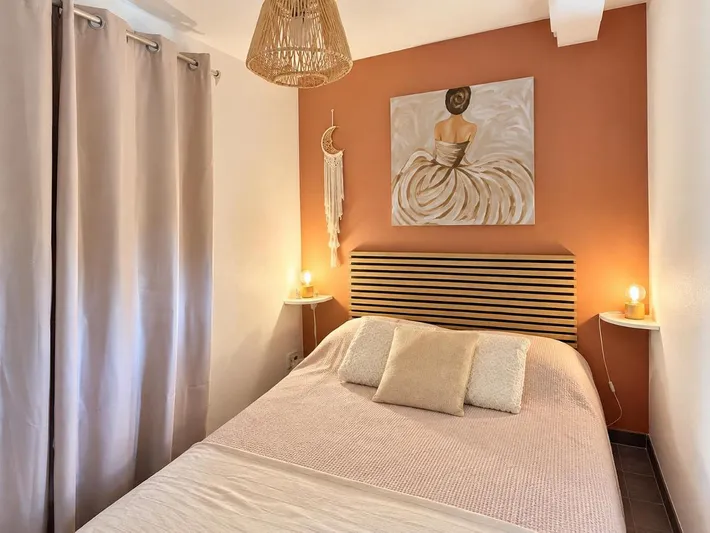 Ferienwohnung für 4 Personen, mit Ausblick und Garten sowie Pool - 1