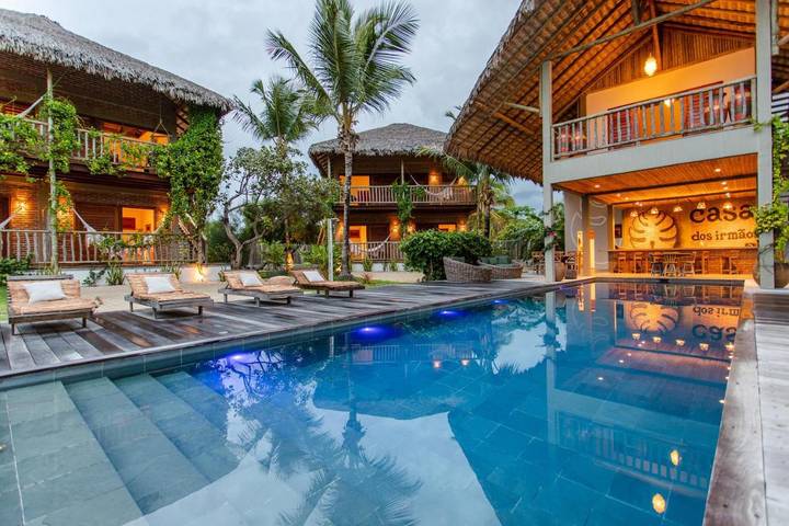 Casa de férias para 24 pessoas, com jardim, adaptado a crianças no Brasil