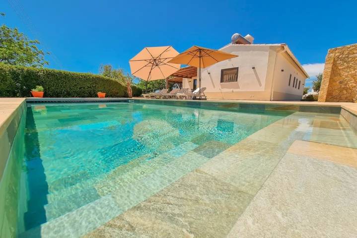 Villa pour 6 personnes, avec jardin et jacuzzi à Faro - 2