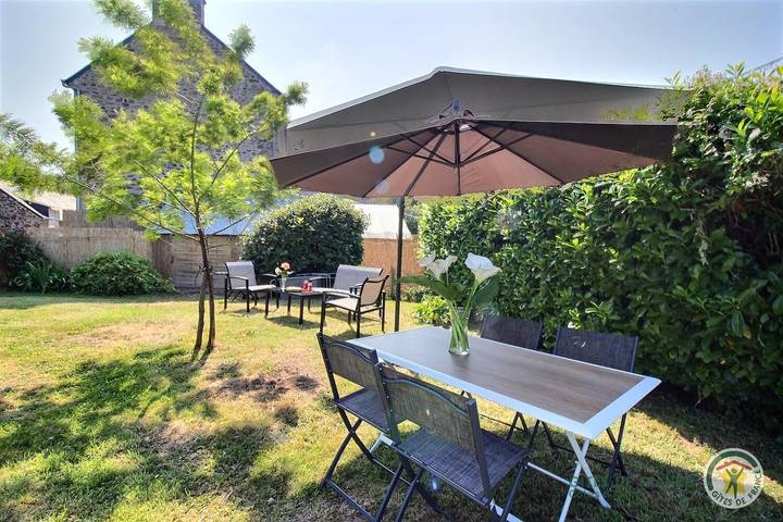Gîte pour 4 personnes, avec Jardin et Vue dans Plage de la Ville Berneuf - 3