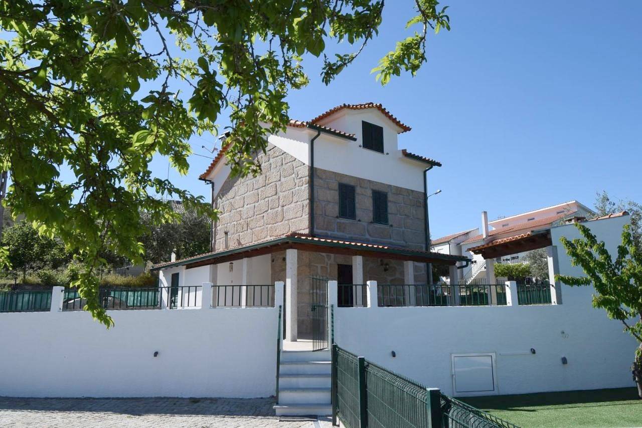 Casa do Chão do Ribeiro in Arcozelo (Gouveia), Serra da Estrela