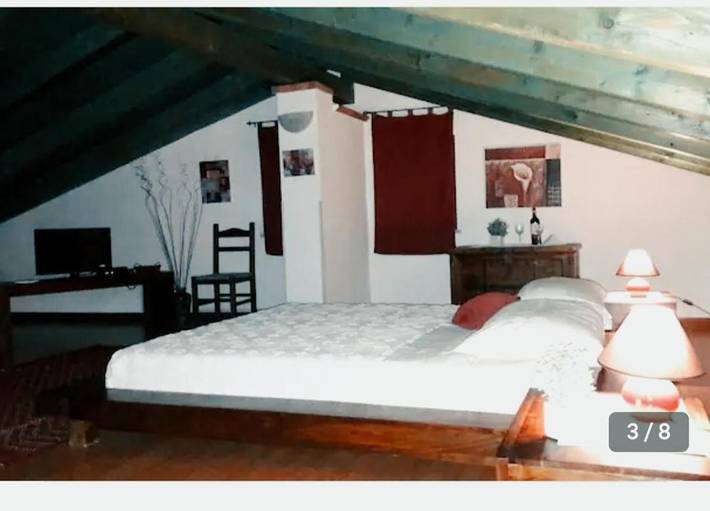 Chambre d’hôte pour 4 personnes, avec Balcon à Loceri