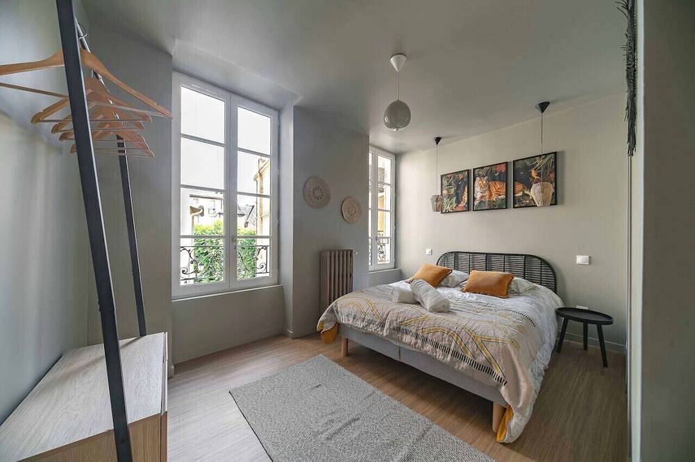 Ganze Wohnung, Superbe appartement climatisé dans immeuble classé in Vichy, Vichy und Umgebung