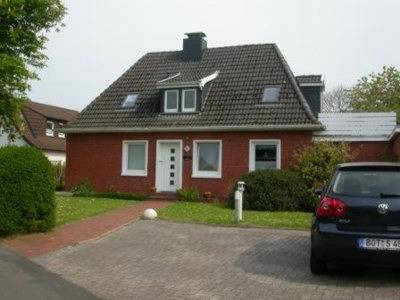 Bungalow für 5 Personen, mit Balkon und Garten in Neuharlingersiel