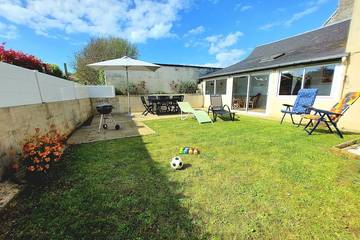 Gîte pour 9 personnes, avec jardin à Tourville-sur-Sienne