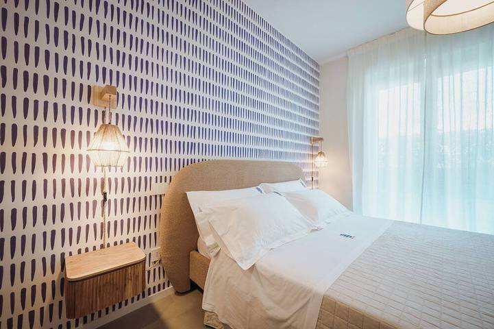 Ganze Wohnung, 2Br Apartment in Bari, Casa Costa Sud | Private Garden + BBQ + Full Kitchen in Bari, Bari Provinz