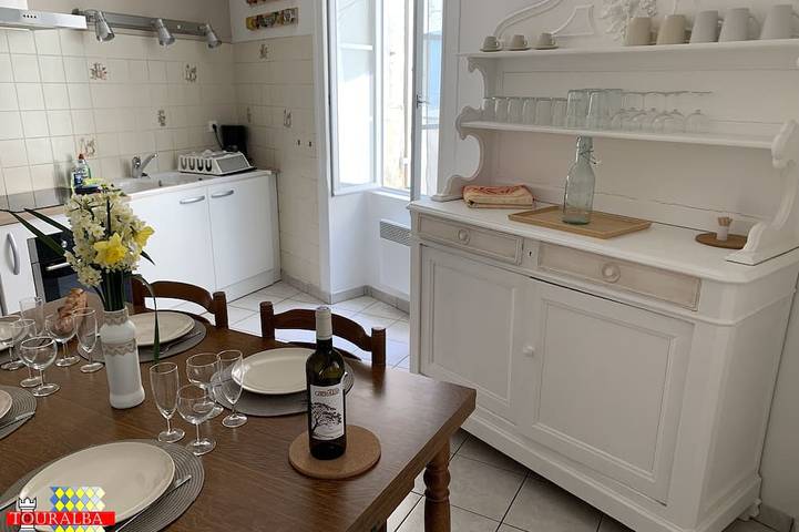 Location de vacances pour 5 personnes, avec jardin à Aubeterre-sur-Dronne