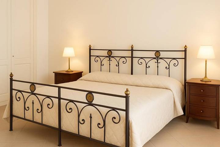 Agriturismo per 3 persone, con terrazza e panorama nonché giardino in Irpinia