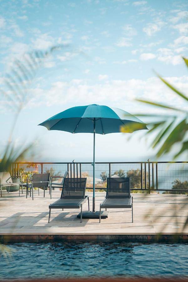 Appart’hôtel pour 2 personnes, avec jardin ainsi que piscine et vue