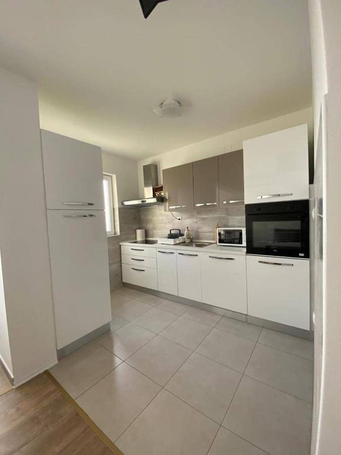 Ferienwohnung für 8 Personen in Krvavica - 2